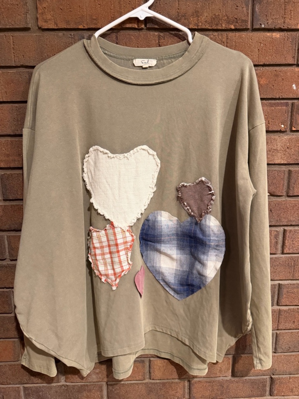 Easel Olive Green Long-Sleeve Top with Heart Patch Accents patchwork small